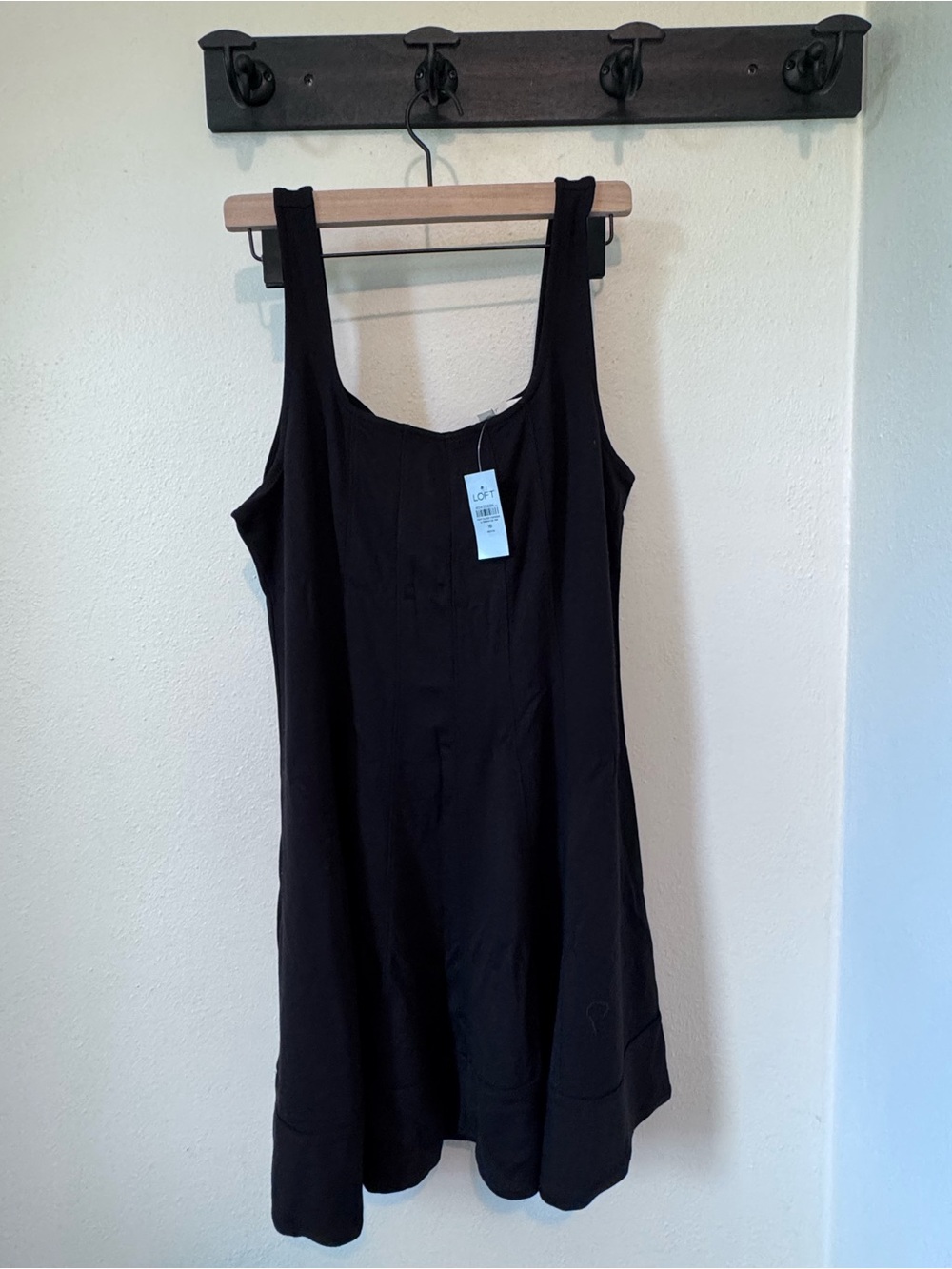 NEW LOFT Short Black Tank Dress Scoop Neck fitted bodice, casual 16 Petite